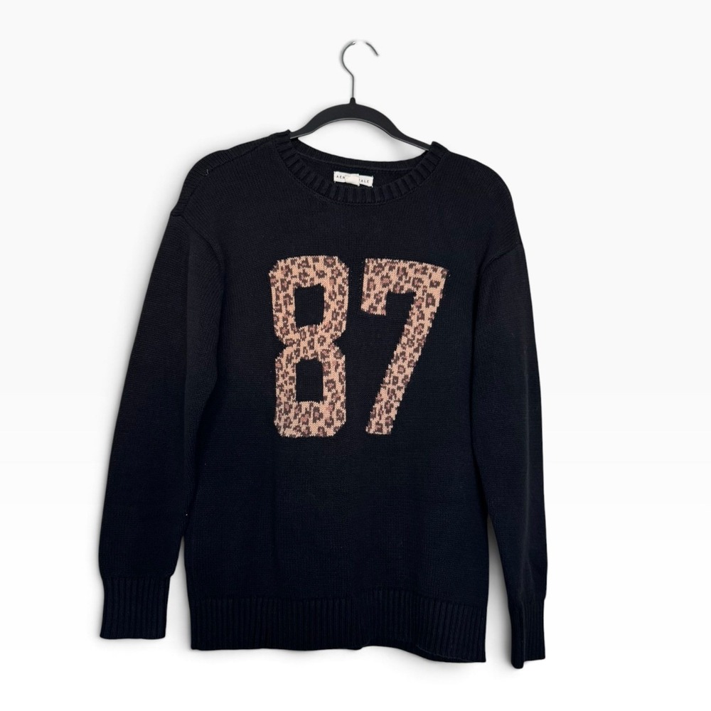 Aeropostale Womens Black 87 Leopard Print Graphic Crewneck Sweater Small